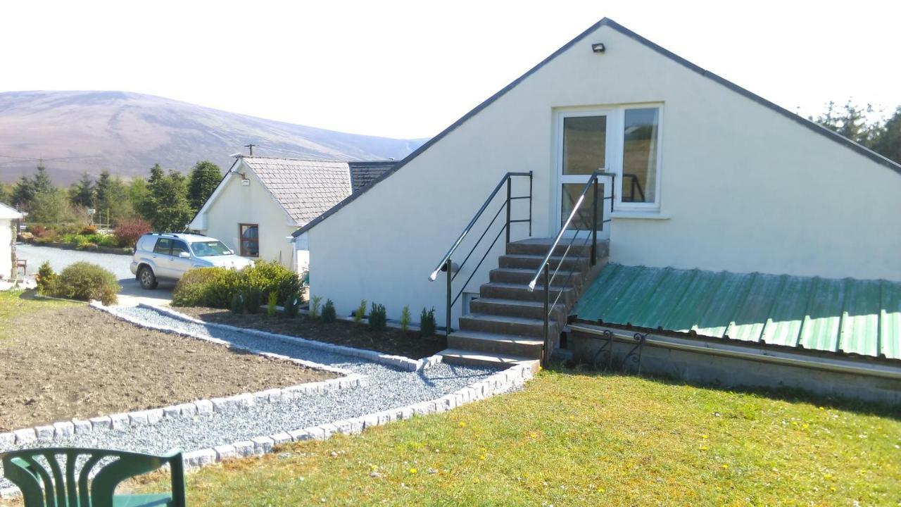The Lodge Guesthouse Brittas Buitenkant foto